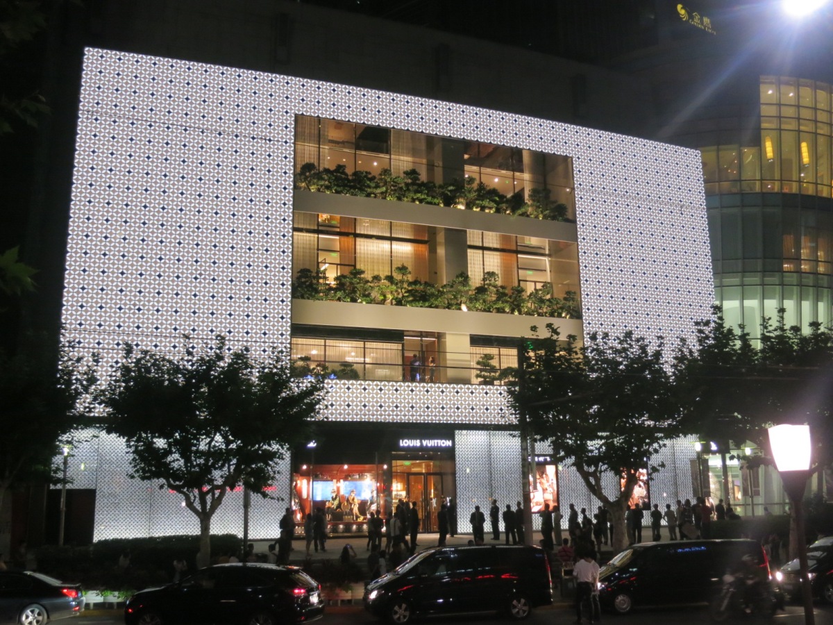 Louis Vuitton Express arrives in Shanghai! | MKB Experience Inc.